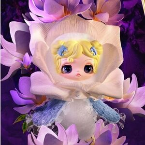 Viora Floraison Libre Series Plush NIB - Yulan Magnolia